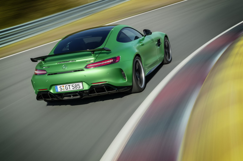 Illustration for article titled Mercedes-AMG GT R: This Is More Of It (And My God Is It Green)